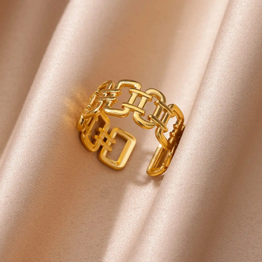 Golden Muse Ring