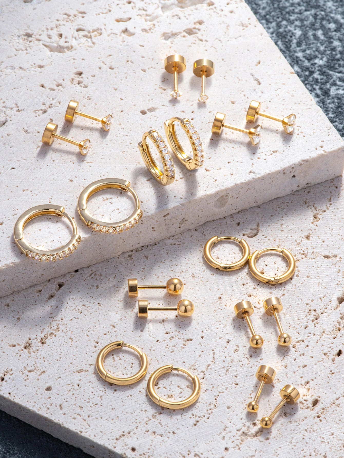 Veya Goldie Hoops