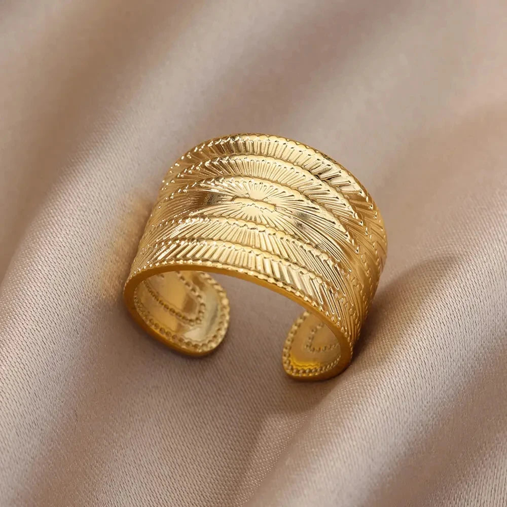 Golden Muse Ring